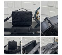 LOUIS VUITTON HANDBAGS M59163 (21.5CM) 1:1 Quality